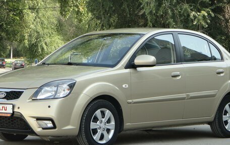 KIA Rio II, 2011 год, 850 000 рублей, 1 фотография