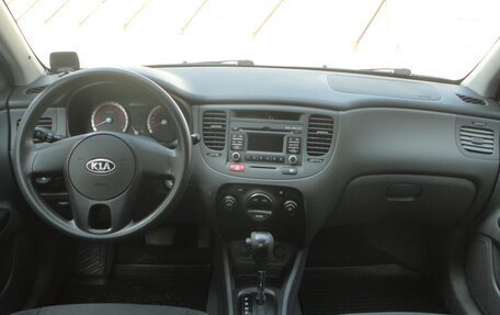 KIA Rio II, 2011 год, 850 000 рублей, 9 фотография