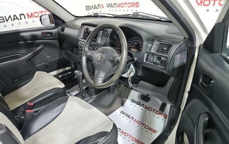 Toyota Probox I, 2002 год, 530 000 рублей, 6 фотография