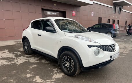 Nissan Juke II, 2014 год, 970 000 рублей, 14 фотография