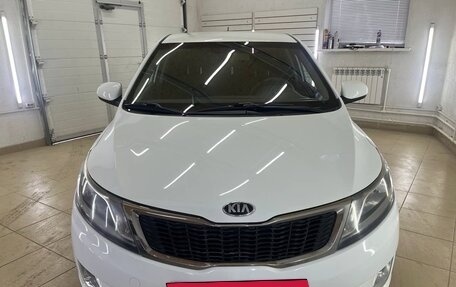 KIA Rio III рестайлинг, 2013 год, 897 000 рублей, 4 фотография