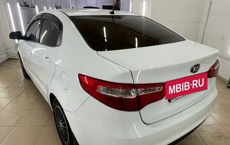 KIA Rio III рестайлинг, 2013 год, 897 000 рублей, 14 фотография