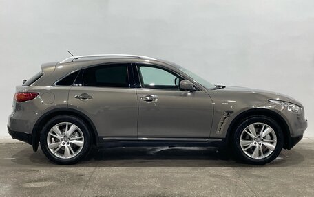 Infiniti QX70, 2014 год, 2 050 000 рублей, 4 фотография