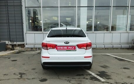 KIA Rio III рестайлинг, 2016 год, 1 337 000 рублей, 4 фотография