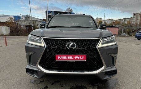 Lexus LX III, 2018 год, 9 500 000 рублей, 1 фотография