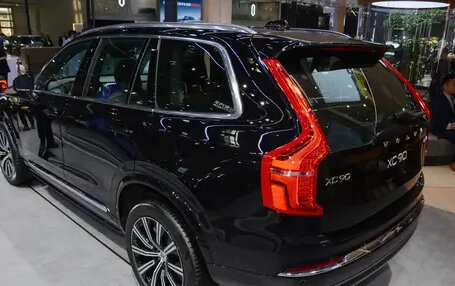 Volvo XC90 II рестайлинг, 2024 год, 9 850 000 рублей, 12 фотография