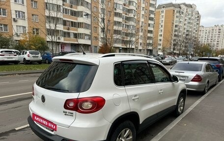 Volkswagen Tiguan I, 2011 год, 930 000 рублей, 5 фотография