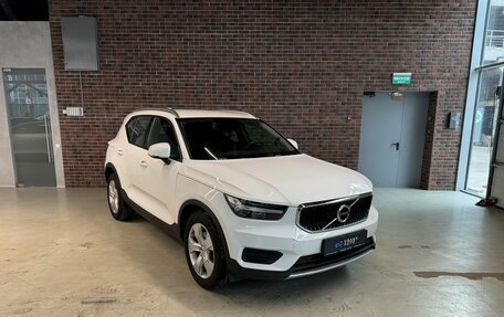 Volvo XC40 I, 2018 год, 3 150 000 рублей, 2 фотография