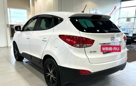 Hyundai ix35 I рестайлинг, 2015 год, 1 630 000 рублей, 8 фотография