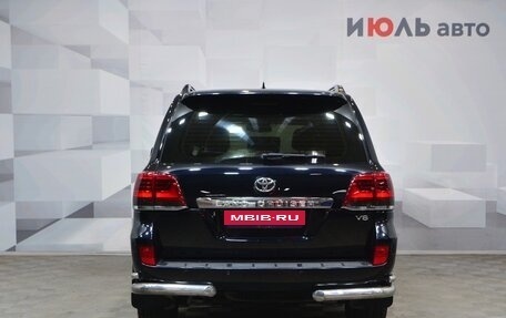 Toyota Land Cruiser 200, 2013 год, 3 700 000 рублей, 7 фотография