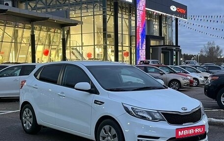 KIA Rio III рестайлинг, 2015 год, 1 050 990 рублей, 2 фотография