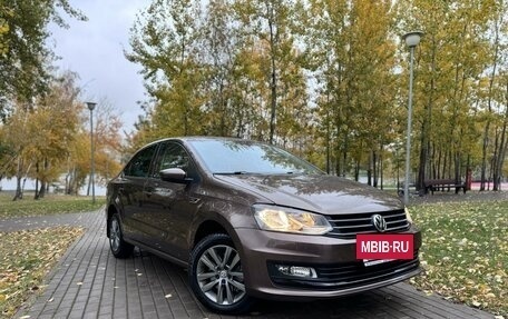 Volkswagen Polo VI (EU Market), 2019 год, 1 350 000 рублей, 2 фотография