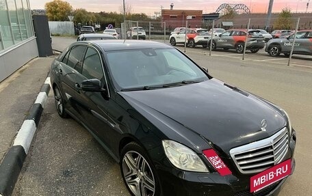 Mercedes-Benz E-Класс, 2010 год, 1 370 000 рублей, 6 фотография