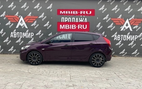 Hyundai Solaris II рестайлинг, 2011 год, 650 000 рублей, 8 фотография