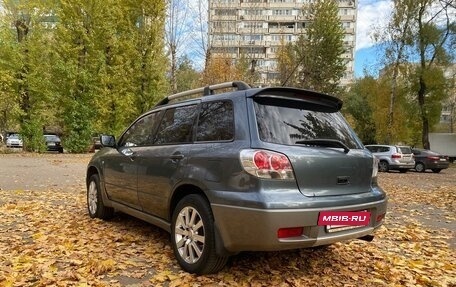 Mitsubishi Outlander III рестайлинг 3, 2004 год, 678 000 рублей, 5 фотография