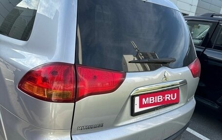 Mitsubishi Pajero Sport II рестайлинг, 2012 год, 2 097 000 рублей, 3 фотография