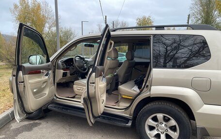 Toyota Land Cruiser Prado 120 рестайлинг, 2005 год, 2 100 000 рублей, 7 фотография