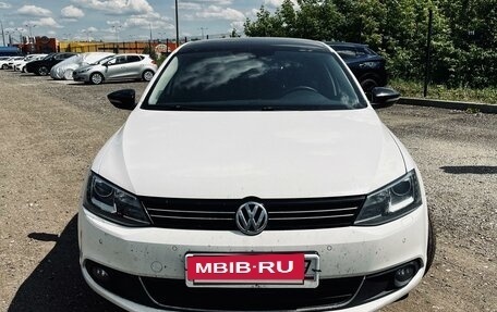 Volkswagen Jetta VI, 2014 год, 1 300 000 рублей, 3 фотография