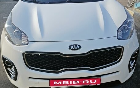 KIA Sportage IV рестайлинг, 2018 год, 2 300 000 рублей, 4 фотография