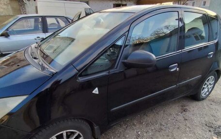 Mitsubishi Colt VI рестайлинг, 2006 год, 375 000 рублей, 2 фотография