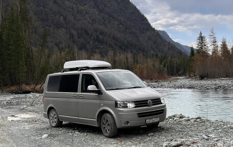 Volkswagen Multivan T5, 2010 год, 2 250 000 рублей, 8 фотография