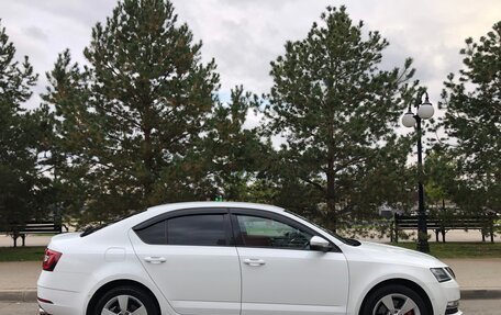 Skoda Octavia, 2017 год, 1 970 000 рублей, 2 фотография