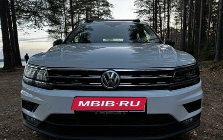 Volkswagen Tiguan II, 2019 год, 2 800 000 рублей, 3 фотография