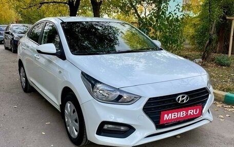 Hyundai Solaris II рестайлинг, 2018 год, 1 520 000 рублей, 1 фотография