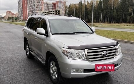 Toyota Land Cruiser 200, 2010 год, 2 600 000 рублей, 3 фотография