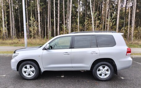 Toyota Land Cruiser 200, 2010 год, 2 600 000 рублей, 5 фотография