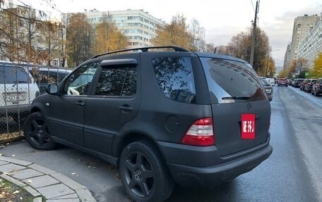 Mercedes-Benz M-Класс, 1999 год, 1 300 000 рублей, 4 фотография