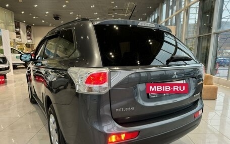 Mitsubishi Outlander III рестайлинг 3, 2013 год, 1 390 000 рублей, 32 фотография