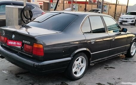 BMW 5 серия, 1994 год, 230 000 рублей, 3 фотография