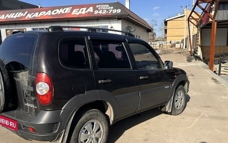 Chevrolet Niva I рестайлинг, 2012 год, 695 000 рублей, 2 фотография