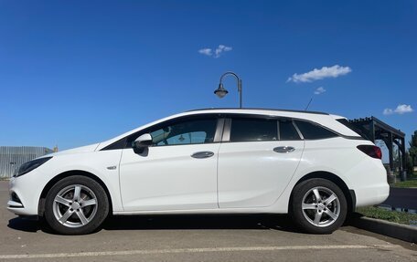 Opel Astra K, 2017 год, 1 500 000 рублей, 3 фотография