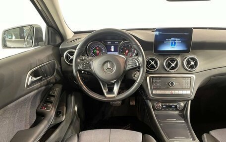 Mercedes-Benz GLA, 2018 год, 3 340 000 рублей, 9 фотография