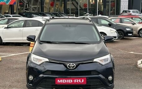 Toyota RAV4, 2018 год, 2 515 990 рублей, 11 фотография