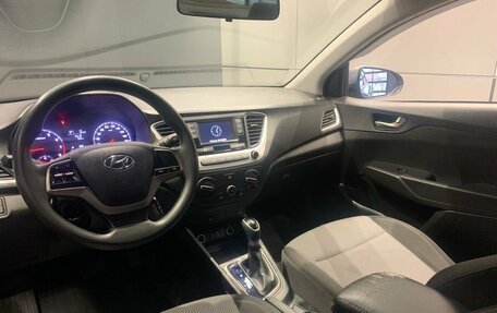 Hyundai Solaris II рестайлинг, 2018 год, 1 550 000 рублей, 8 фотография