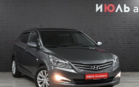 Hyundai Solaris II рестайлинг, 2014 год, 991 000 рублей, 3 фотография