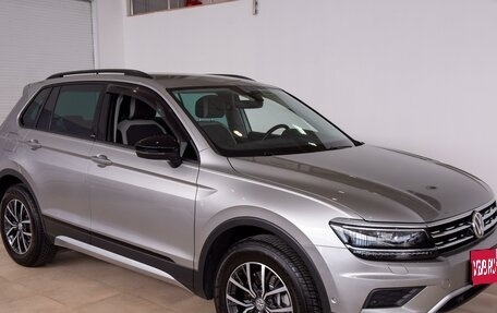 Volkswagen Tiguan II, 2019 год, 3 100 000 рублей, 1 фотография