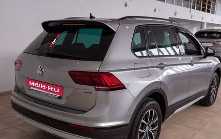 Volkswagen Tiguan II, 2019 год, 3 100 000 рублей, 4 фотография