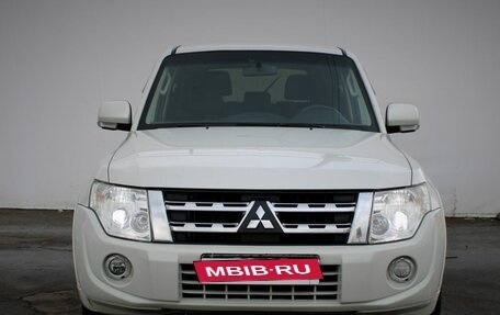 Mitsubishi Pajero IV, 2014 год, 2 280 000 рублей, 2 фотография