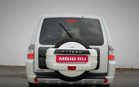 Mitsubishi Pajero IV, 2014 год, 2 280 000 рублей, 6 фотография