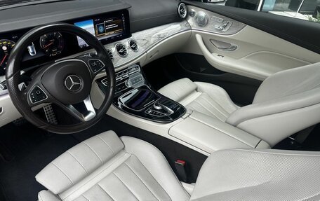 Mercedes-Benz E-Класс, 2017 год, 4 600 000 рублей, 22 фотография