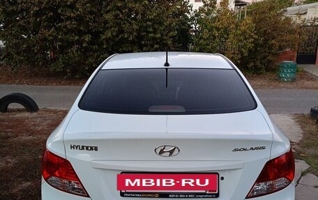 Hyundai Solaris II рестайлинг, 2012 год, 645 000 рублей, 4 фотография