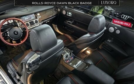 Rolls-Royce Dawn, 2020 год, 25 900 000 рублей, 11 фотография