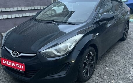 Hyundai Elantra V, 2012 год, 940 000 рублей, 2 фотография