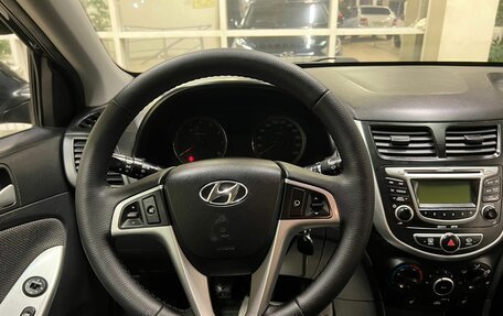 Hyundai Solaris II рестайлинг, 2011 год, 780 000 рублей, 7 фотография