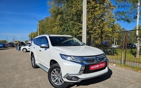 Mitsubishi Pajero Sport III рестайлинг, 2018 год, 3 099 000 рублей, 3 фотография