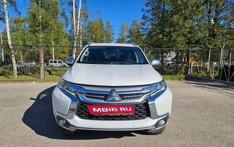 Mitsubishi Pajero Sport III рестайлинг, 2018 год, 3 099 000 рублей, 2 фотография